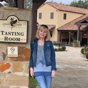 Meet your Posher, Sandra